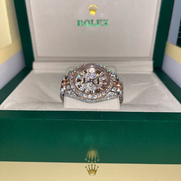 Two Tone Rolex Date Just Swiss Movement - Picture 4 of 6